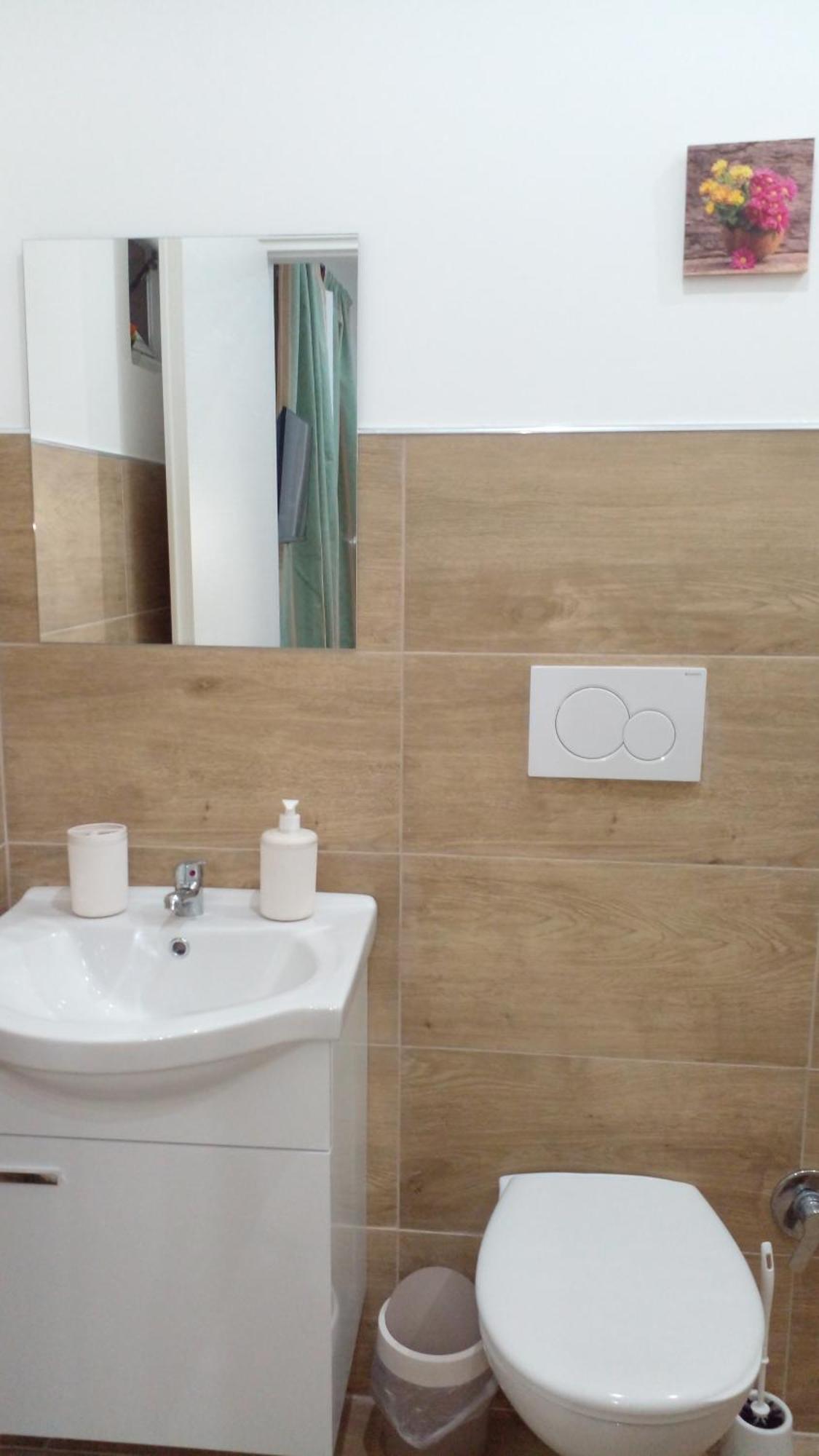 Locazione Turistica Madera Hotel Bari Luaran gambar