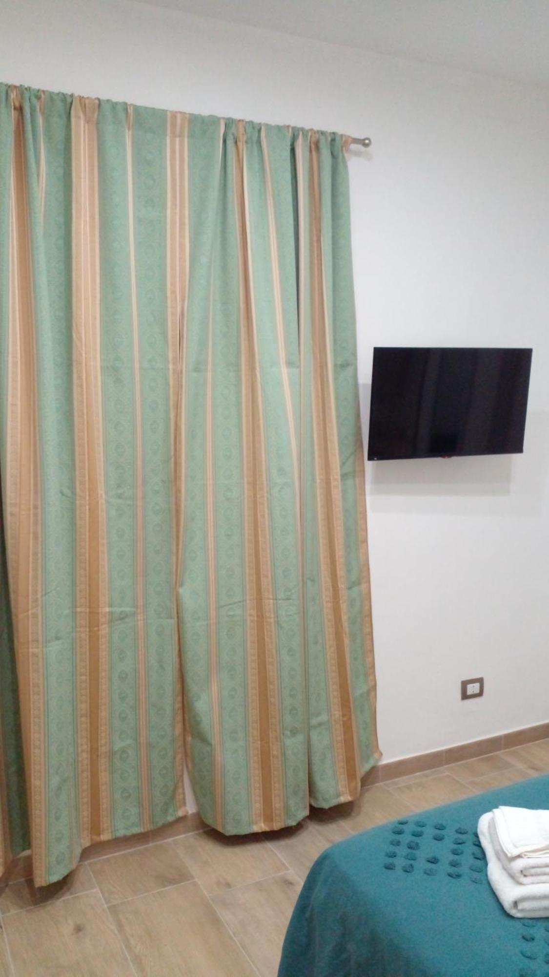 Locazione Turistica Madera Hotel Bari Luaran gambar